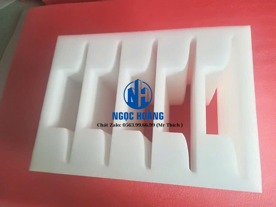 Khay xốp định hình cho linh kiện máy tính